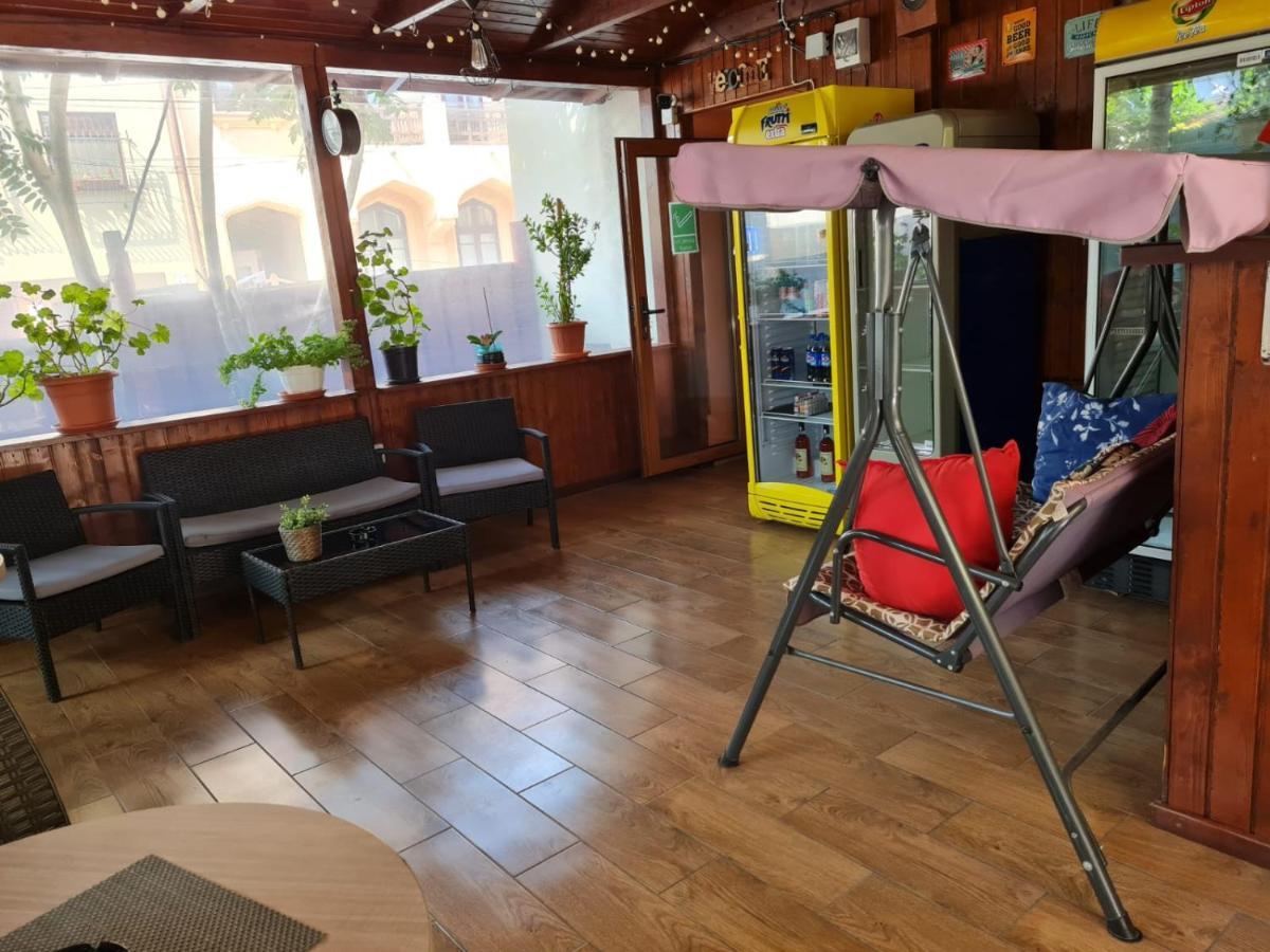 ブカレスト Tranzitbeds***アパートホテル エクステリア 写真