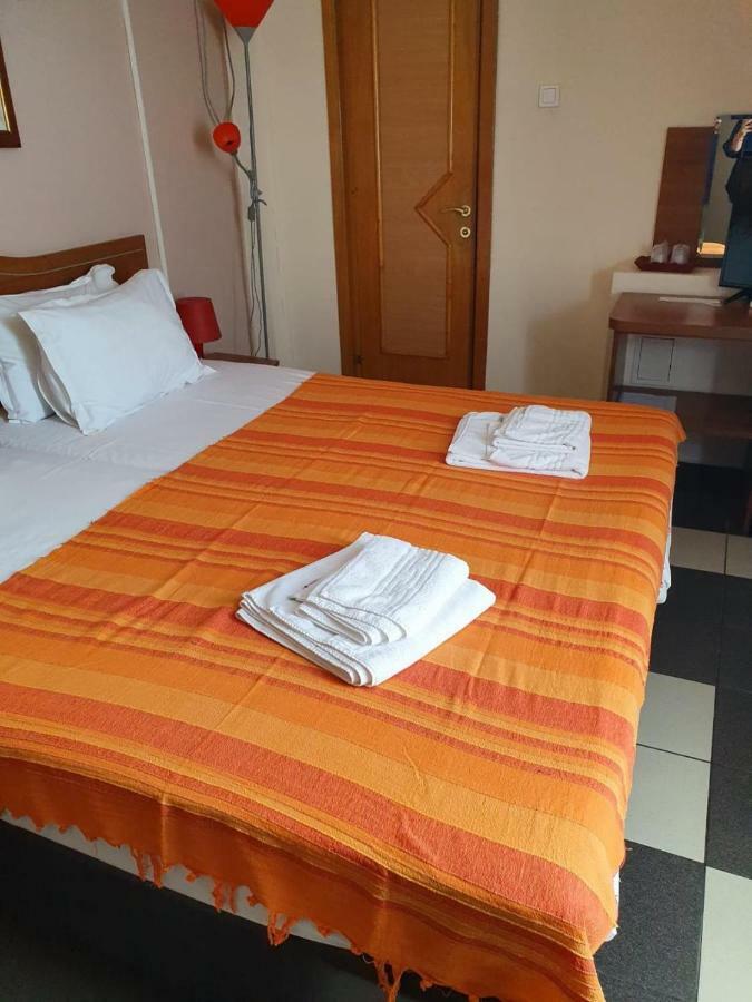 ブカレスト Tranzitbeds***アパートホテル エクステリア 写真